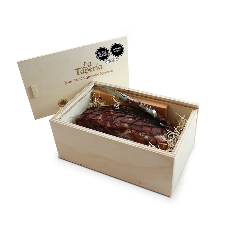 Хамон Серрано 950 гр, в коробке с ножом и подставкой