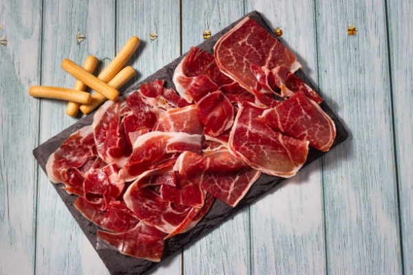 Статья: Почему хамон за 1500 руб и за 5000 руб - это разные продукты