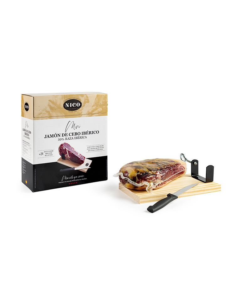 Хамон де Себо Иберико с хамонерой в формате мини 950 гр, выдержка 24 месяца